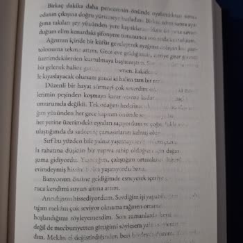 Ren Kitap Kitapta Boş Sayfalar Var