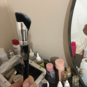 Nascita Doğuş Kozmetik 3'lü Bronzer Kontör Fırça Seti Aldım, 3. Kullanışımda Sapı Çıktı Boyası Aktı