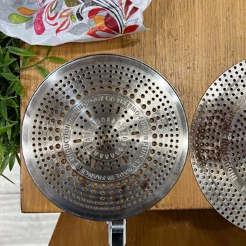 Tefal Titanyum Tavaların Altındaki Metal Parçası Tavadan Ayrıldı