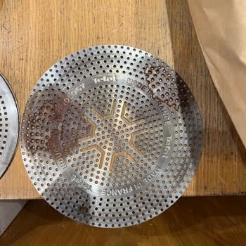 Tefal Titanyum Tavaların Altındaki Metal Parçası Tavadan Ayrıldı