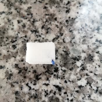 Petek Şeker Yabancı Madde Şeker İçinde