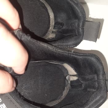 Slazenger 1 Ay İçerisinde Ayakkabının Astarı Yırtıldı