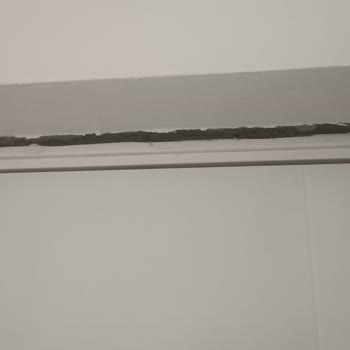 Yk Yapı Dekor (İstanbul) Zamanında Takılmayan Kapı Ve Kötü İşçilik