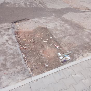 Aylardır Asfalt Yapılmayan Sokak Buca Belediyesi Lütfen İlgilenin