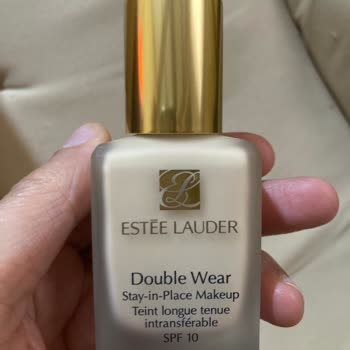Estee Lauder Üts Ye Kayıtlı Olmayan Ürün