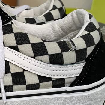 Vans Ayakkabı Kalitesiz Ve Rahatsız