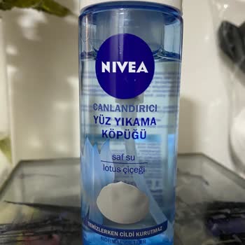 Nivea Yüz Yıkama Köpüğü Yüzümü Kızarttı!