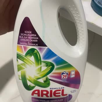Ariel Deterjan Markasının Sıvı Deterjanları Kıyafetleri Temizlemiyor Ve Kötü Koku Bırakıyor