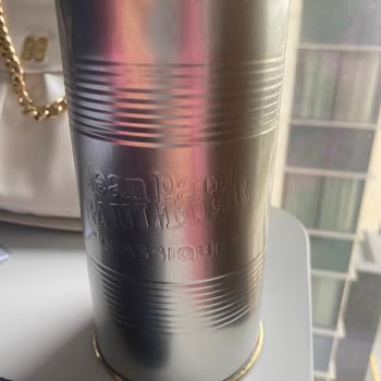 Violet Parfümeri Orijinalliği Şüpheli Parfüm Gönderdi