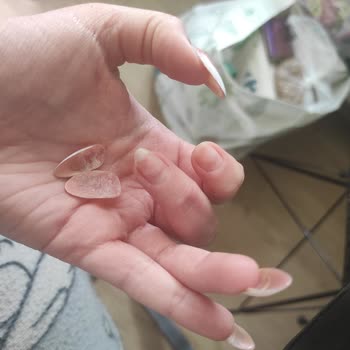 Aşkın Sever Beauty Center Dökülen Kirpik Dökülen Protez Tırnak