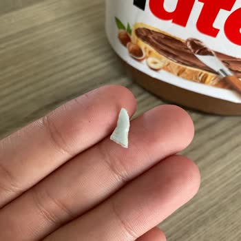 Nutella Kavanozundan Sert Yabancı Bir Cisim Çıktı