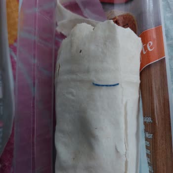 BİM Çiğ Köfteden Lastik Çıkması