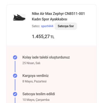 Nike Ayakkabı Air Leri Parçalandı