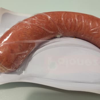 Polonez Sucuğun Küflü Çıkması.