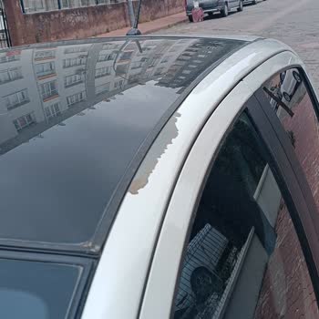 Toyota Kronik Boya Soyulmasının Üretim Kaynaklı Olmadığını Söylüyor :)