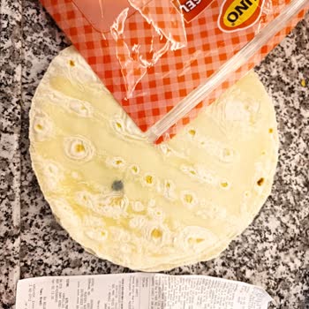 UNO Lavaş Ekmeği Küflü Çıktı