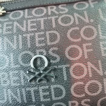 Benetton Amblem Kısmı Deforme Oldu