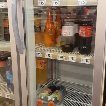 Şok Market Dolap Düzensizliği Ve Soğuk İçecek Bulunulmaması