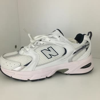 Sporestep Instagram'dan Gönderilen Ayakkabının Renginin Yanlış Olması