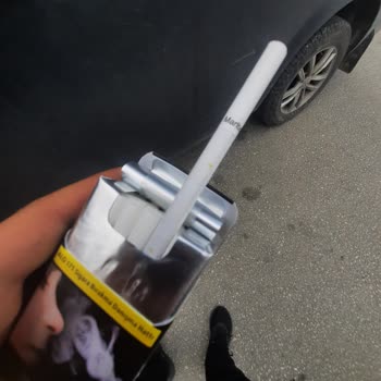 Philip Morris Sigara İçindeki Sarı Leke