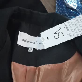 Sahraafra Trençkotu Beden Değişimi İçin Gönderdim 1 Ay Oldu Ürün Gelmedi