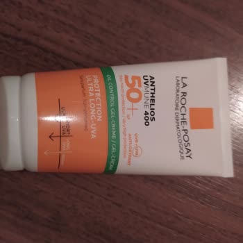 La Roche Anthelios Anti Shine Güneş Kreminin Yeni Hali Çok Kötü