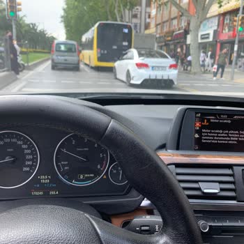 BMW Motor Yüksek Isı Ve Yetkili Servis Pişmanlığı