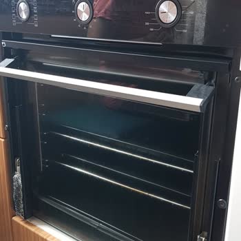 Elit Teknik Değiştirilecek Fırın Camı İçin 1.5 Aydır Mağdur Ediliyoruz