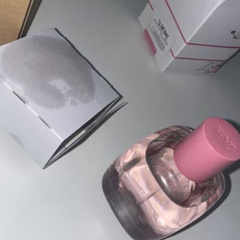 Zara Parfüm Dökülmüş Şekilde Geldi!