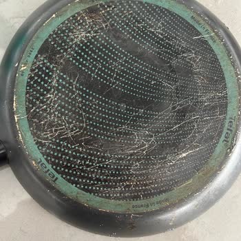 Tefal Tava Boyası Çok Kalitesiz