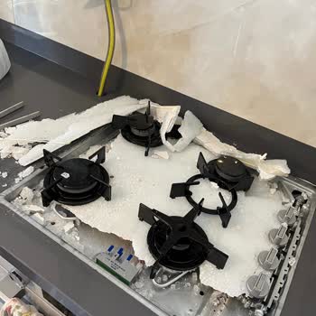 Arçelik Ankastre Ocak Camı Patladı