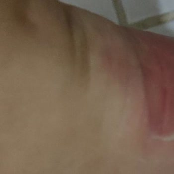 Divarese Kusurlu Ürün Sattı