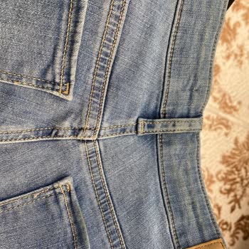 Mavi Jeans Kotumda Lekeler Oluştu.