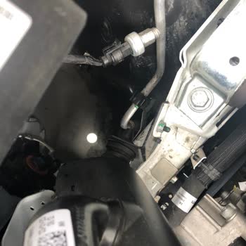 Fiat Fiorino Kaput İçine Su Ve Çamur Giriyor.