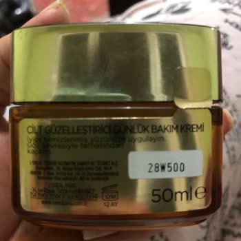Loreal Paris Yüzde Yanma Kızarıklık Mucizevi Yağ Günlük Bakım Kremi