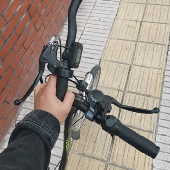 Volta Direksiyon Elimde Kırıldı