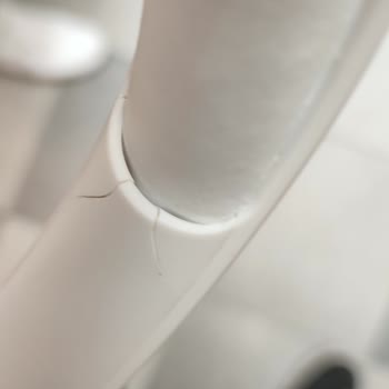 JBL 560 Bt Kulaklıkta Çatlak Oluştu