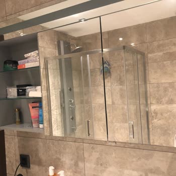 Vitra Banyo Dolabı Aynası Yapışma Şikayeti