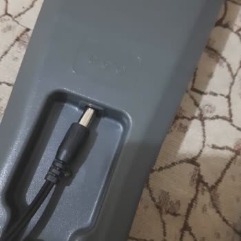 Ek