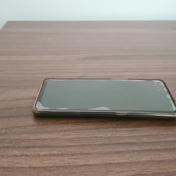 Oppo Reno 5Light Eğilme Sorunu