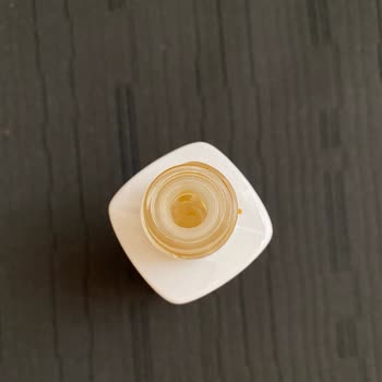 Loreal Paris L'Oreal Paris Revitalift Clinical %12 Saf C Vitamini Renk Değişikliği