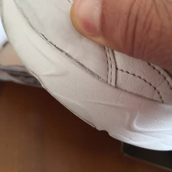 Skechers Ürünün Arkasında Durmadı