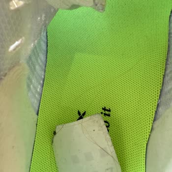 Lastik Pabuç Giyilmiş Ayakkabı Gönderdi - Değişim Sorunu