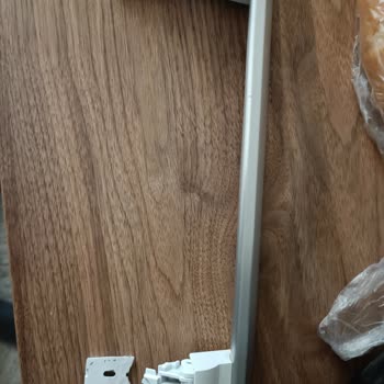 Uğur Soğutma Uğur 7246 Derin Dondurucu Kapı Kolu Kırılması