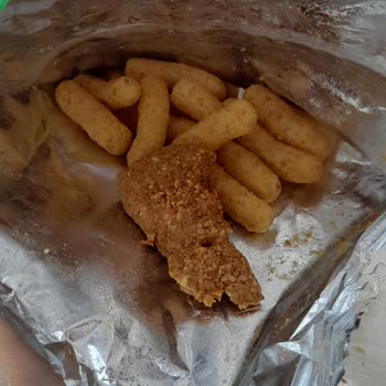 BİM Cips İçeriğinden Ne Olduğu Bilinmeyen Madde