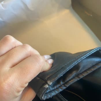 Zara Kullanılmış Ürün Yolladı!