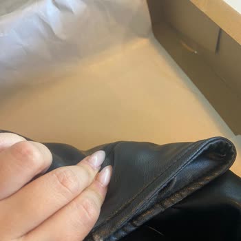 Zara Kullanılmış Ürün Yolladı!