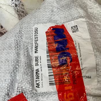 MNG Kargo Orijinal Poşeti Çuval İçine Boşaltıp Getirmişler