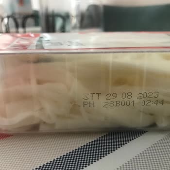 Migros'tan Aldığım Peynir Açılmadan Küflendi.