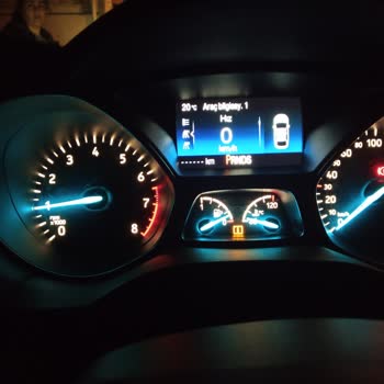 Ford Kuga Km, Yokuş Kalkış Ve ABS Hatası